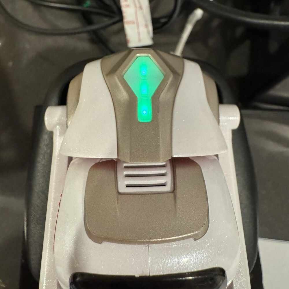 Anki Cozmo Robot Toy With 3 Cubes And Charging Station 300-00046 - Picture 10 of 12